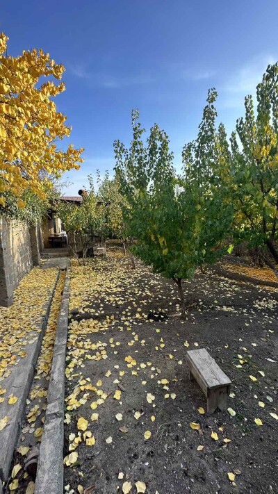 Կոդ AA-2266   Վաճառվում է առանձնատուն