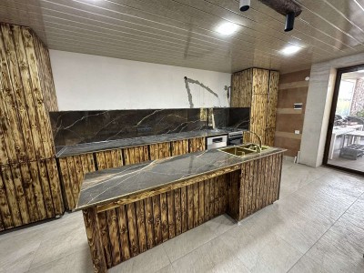 Կոդ AE-6001  Վաճառվում է նորակառույց առանձնատուն