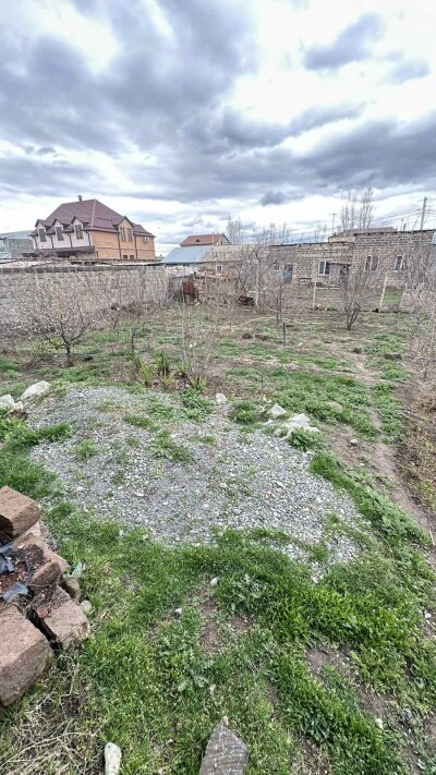 Կոդ AA-0800  Վաճառվում է առանձնատուն