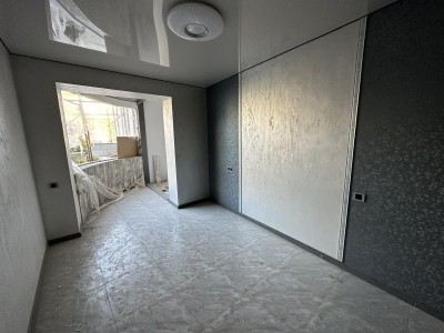 Կոդ AE-6001  Վաճառվում է նորակառույց առանձնատուն