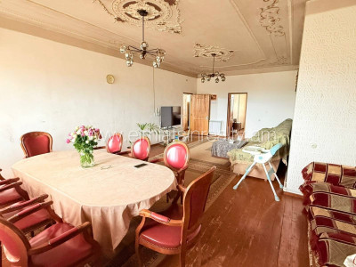 Code AA-4036 House for sale
