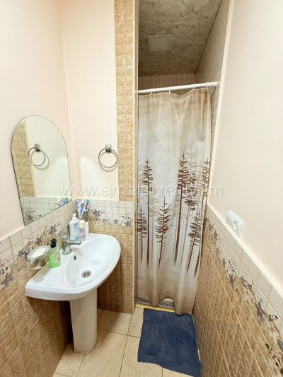 Code AA-4036 House for sale