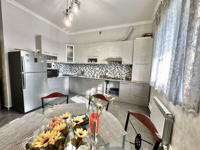 Կոդ AS-2222  Վաճառվում է առանձնատուն