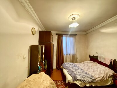 Կոդ AA-2221  Վաճառվում է առանձնատուն