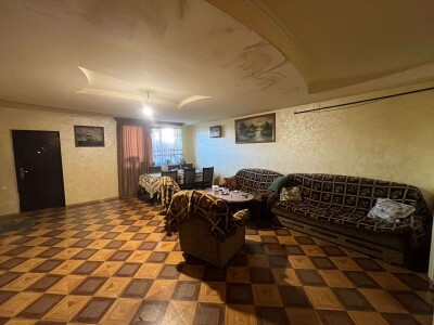 Կոդ BA-7971  Վաճառվում է բնակարան