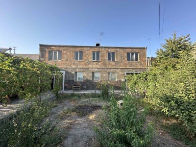 Կոդ AA-8881  Վաճառվում է առանձնատուն