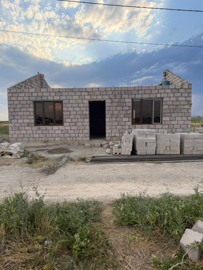Կոդ AV-0401 Վաճառվում է առանձնատուն