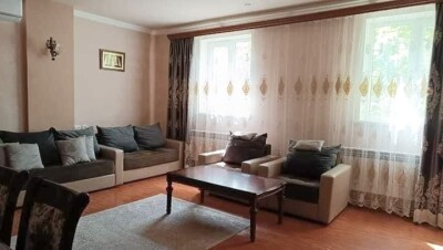 Կոդ AE-6848  Վաճառվում է առանձնատուն