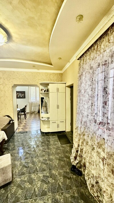 Կոդ AA-2266   Վաճառվում է առանձնատուն