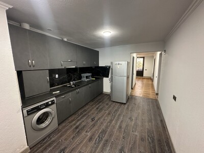 Code KA-8846. A functioning business is for sale.