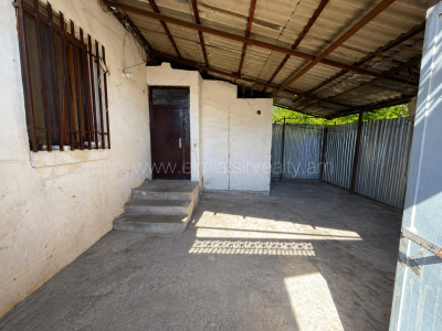 Կոդ AA-3043 Վաճառվում է առանձնատուն