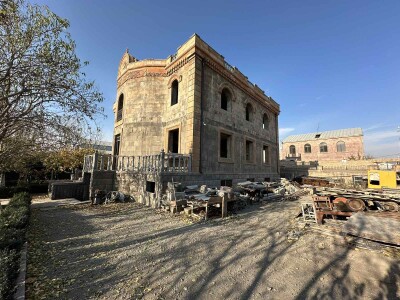 Կոդ AE-0700   Վաճառվում է առանձնատուն