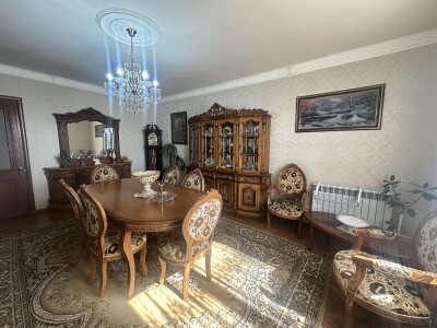 Կոդ BS-6122  Վաճառվում է բնակարան