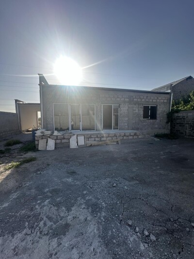 Կոդ AA-5619  Վաճառվում է առանձնատուն