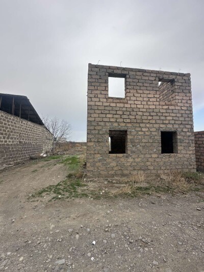 Կոդ HA-6353 Վաճառվում է տնամերձ հող