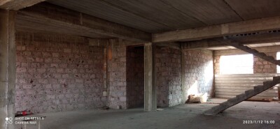 Կոդ KE-0106  Վաճառվում է ԿՈՄԵՐՑԻՈՆ տարածք