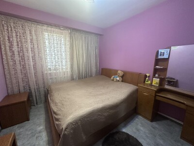 Կոդ BS-4044    Վաճառվում է բնակարան