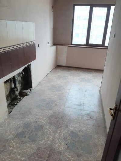 Կոդ BA-8045  Վաճառվում է բնակարան