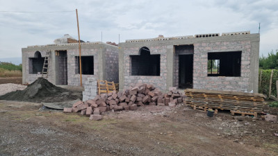 Կոդ AV-4104 Վաճառվում է նոր կառուցվող  առանձնատուն