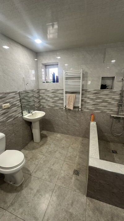 Կոդ AA-0738  Վաճառվում է առանձնատուն