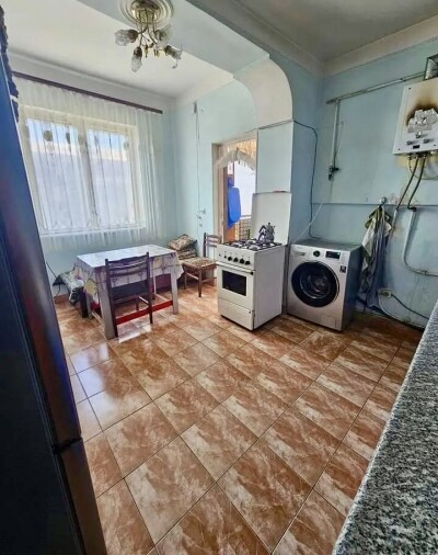 Կոդ BA-2424  Վաճառվում է բնակարան