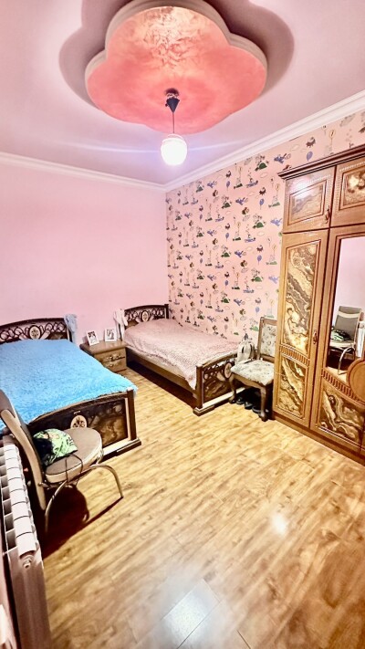 Կոդ AA-2266   Վաճառվում է առանձնատուն