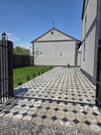 Code AA-6386 – Newly built private house for sale