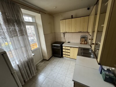 Կոդ BE-0454  Վաճառվում է բնակարան