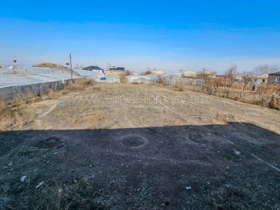 Կոդ AA-0201  Վաճառվում է առանձնատուն