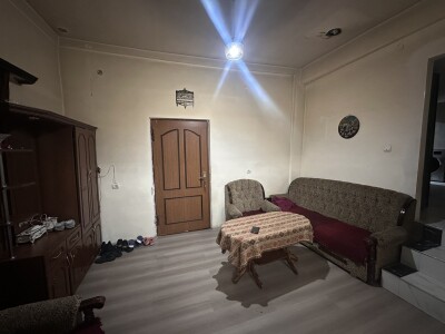 Կոդ AS-9627  Վաճառվում է առանձնատուն