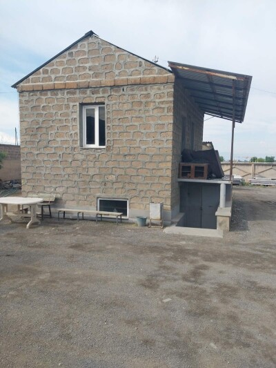 Code KH-4142, A running business for sale.