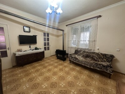 Code AE-2284, a house for sale