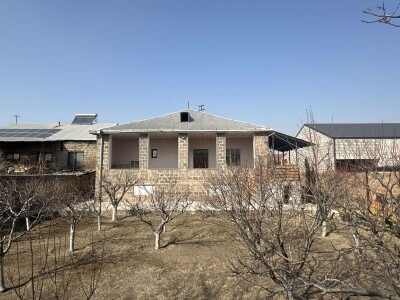 Code AA-6618, a house for sale.