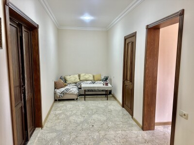 Code AA-6618, a house for sale.