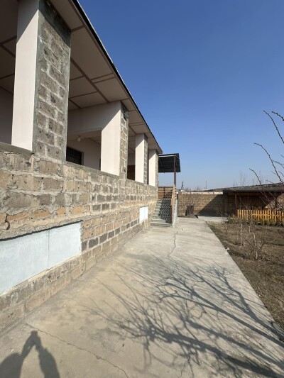 Code AA-6618, a house for sale.