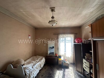 Code AA-7761, A house for sale.