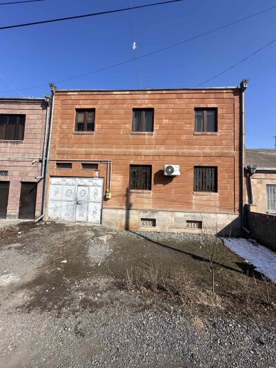 Код AA-8884, Продается частный дом.