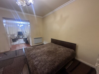 Code AS-8752, A private house for sale.