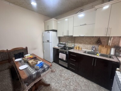 Code AS-8752, A private house for sale.