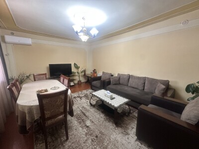 Code AS-8752, A private house for sale.