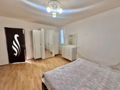 Code AA-3904, a house for sale.