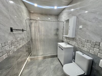 Code AA-3904, a house for sale.