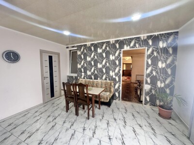 Code AA-3904, a house for sale.