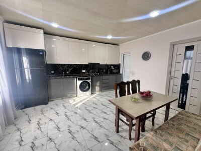 Code AA-3904, a house for sale.