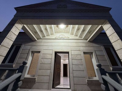 Code AS-8288, a house for sale.