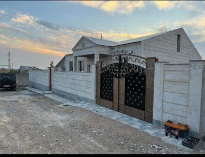 Code AS-8288, a house for sale.