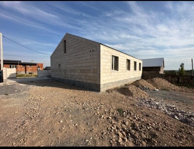 Code AS-8288, a house for sale.