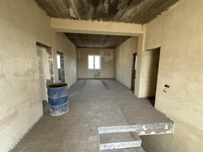 Code AA-3424, a house for sale.