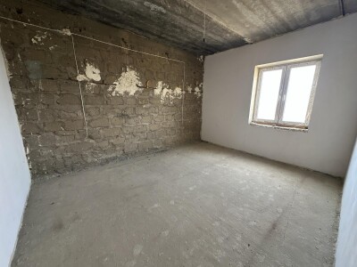 Code AA-3424, a house for sale.