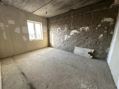 Code AA-3424, a house for sale.